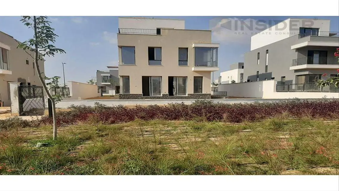 Luxury Villa for Sale in Prime Location