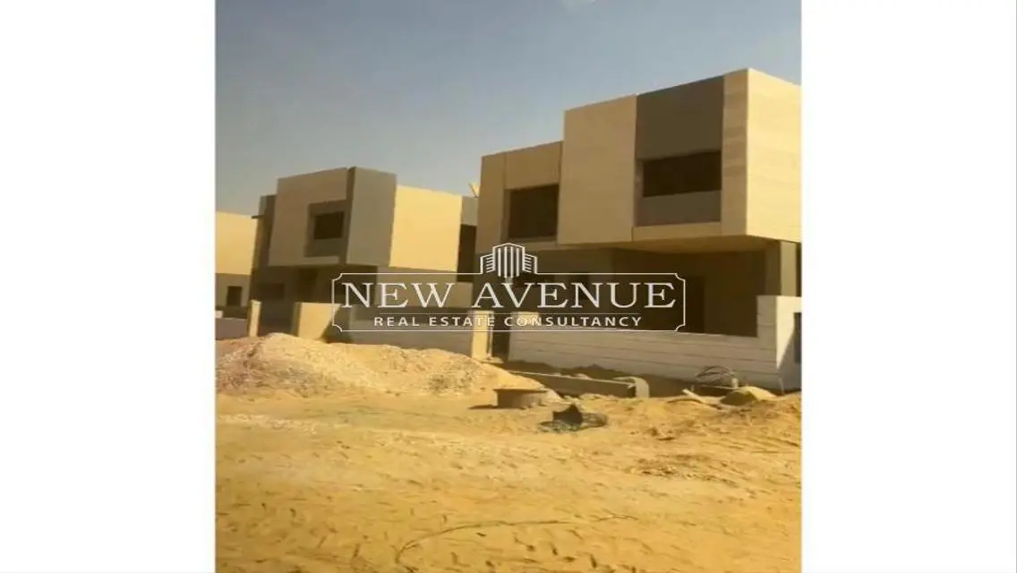 Home in Hap Town with 242 Square Meters