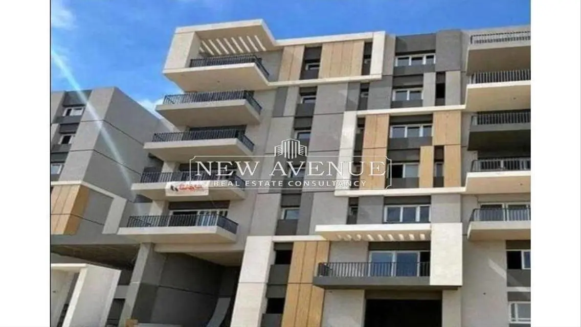 Luxury Apartment with Spacious Layout and Private Garden