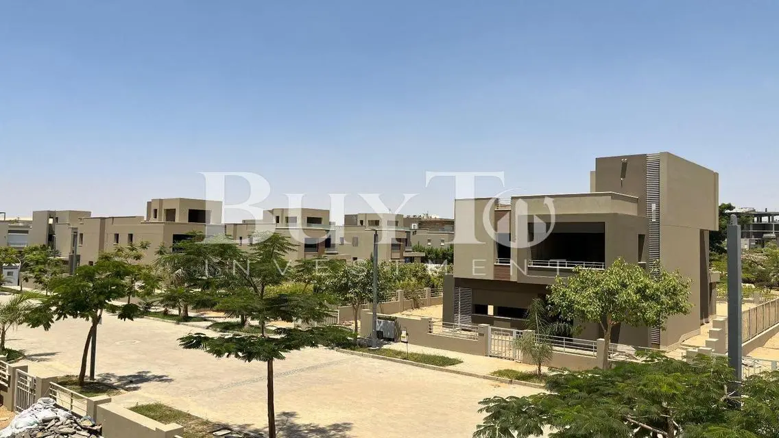 Luxury Villa for Sale with Private Garden and Stunning Views