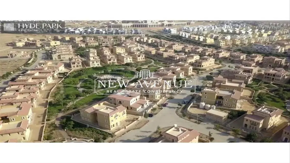 فيلا فاخرة بحمام سباحة وحديقة خاصة