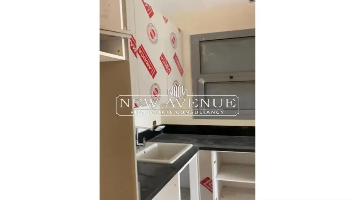 شقة فاخرة 2 غرفة نوم مع شرفة