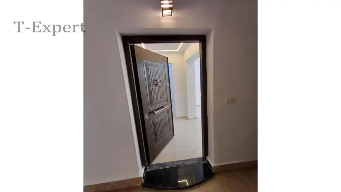 شقة مميزة في مدينتي للبيع - 107 ب1