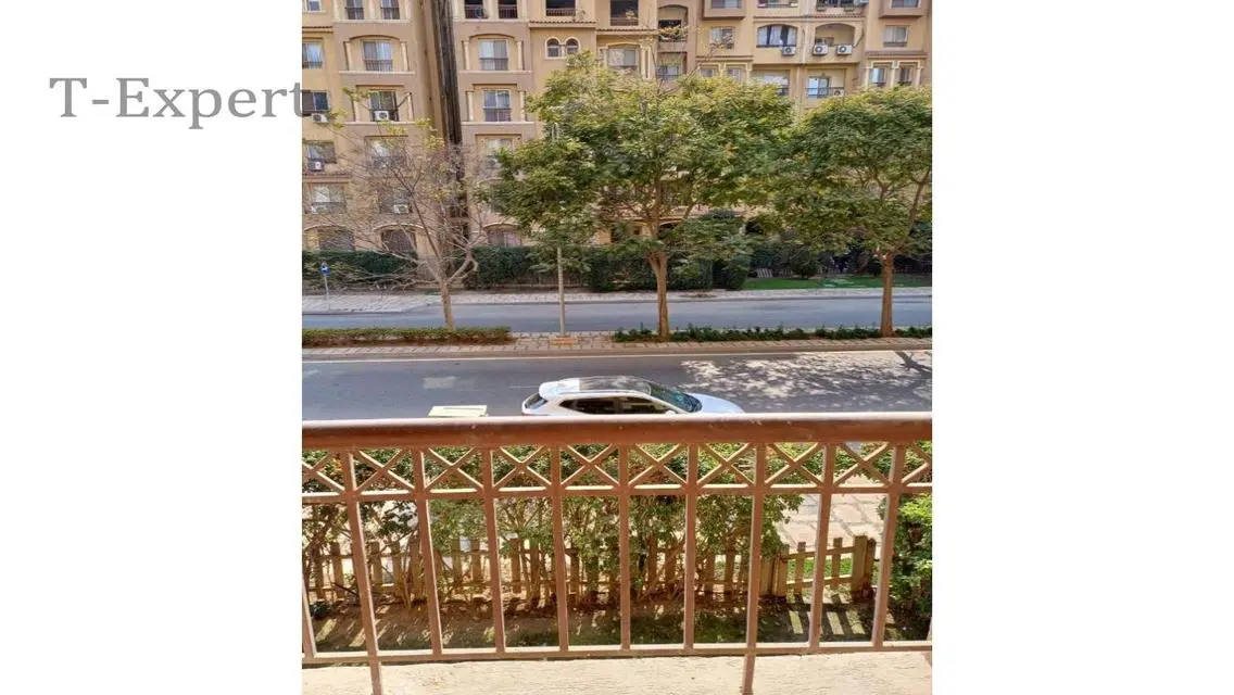 شقة مميزة في مدينتي للبيع - 107 ب1