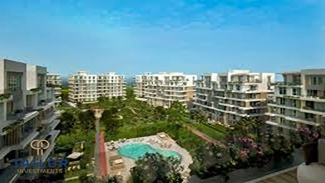 Luxurious Apartment for Sale in Hyde Park - 9 Bedrooms and 3 Bathrooms