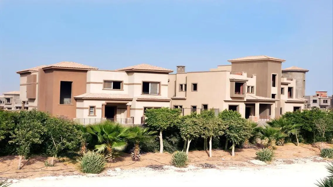 Luxury Villa for Sale with Spacious Living Area