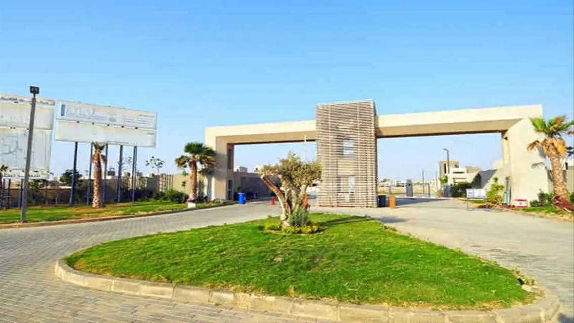 Luxury Villa for Sale with Spacious Living Area
