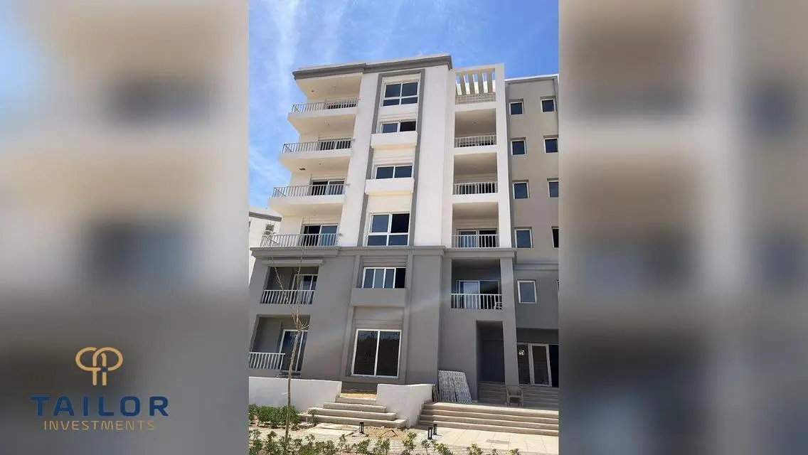 Luxury Apartment for Sale with Landmark View
