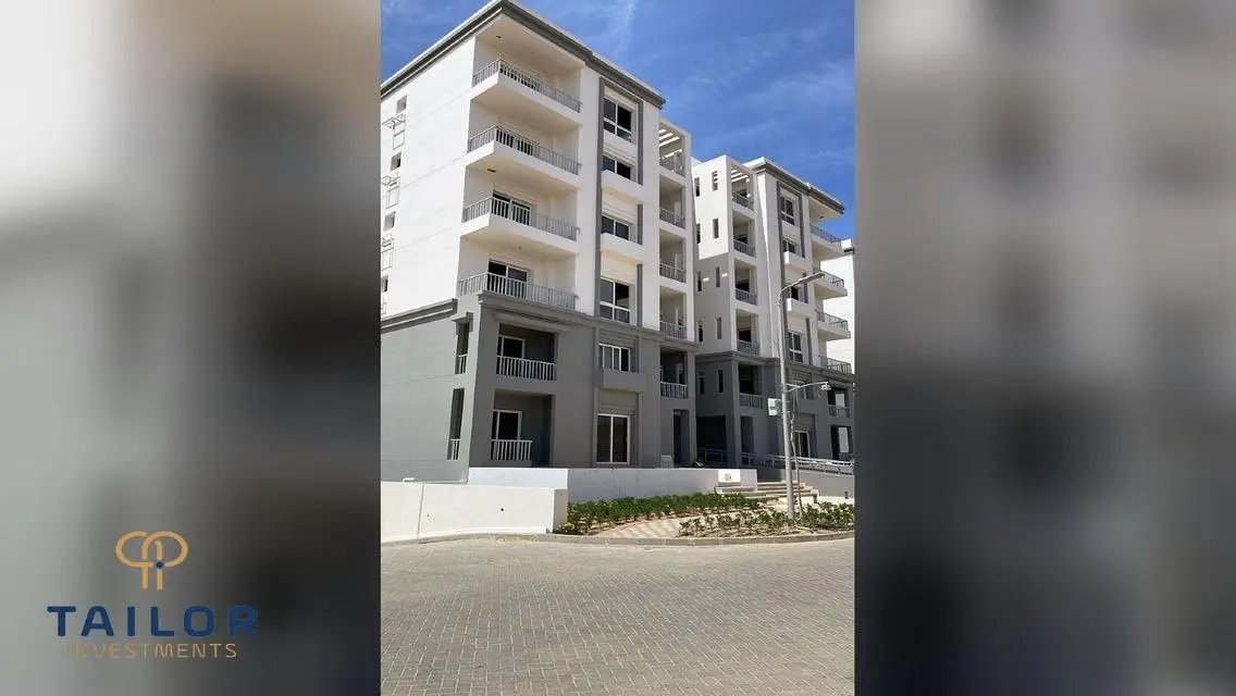Luxury Apartment for Sale with Landmark View