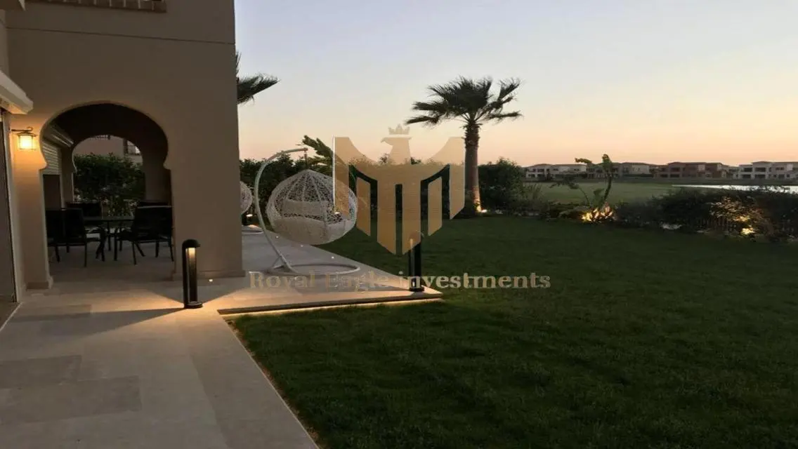فرصة استثمارية مثالية في فيلا فاخرة