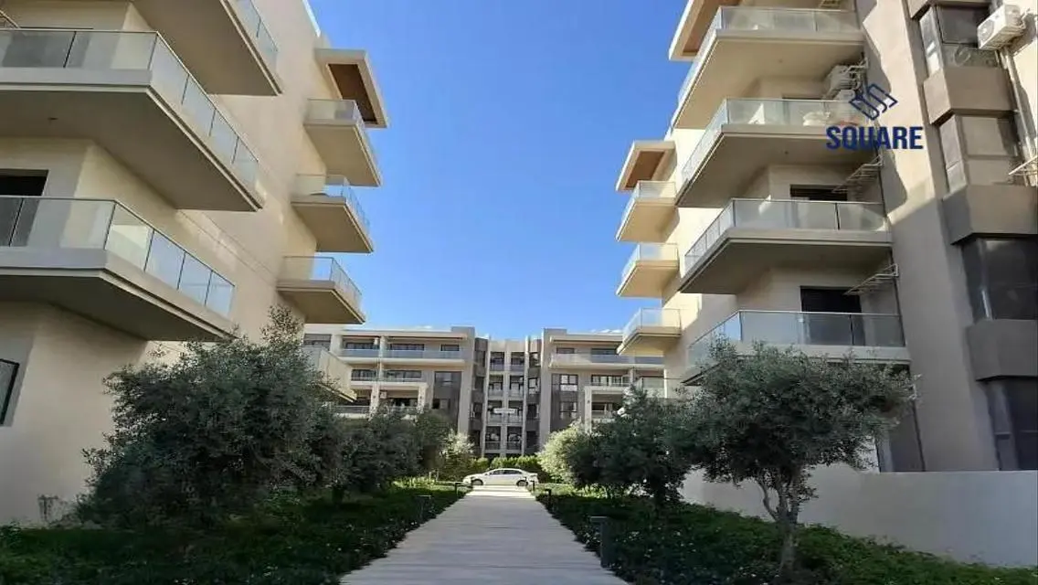 Luxury Apartment at The Address - New Cairo 2024