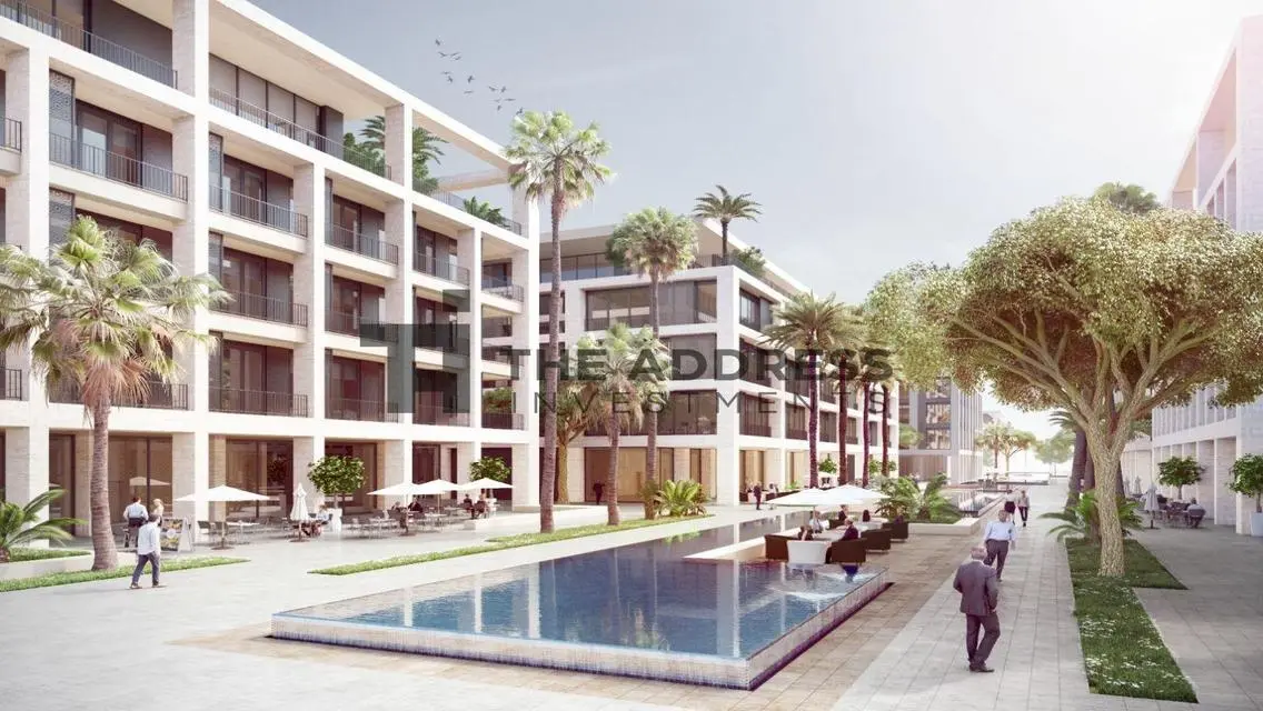 Luxury Villa for Sale with Private Garden and Pool