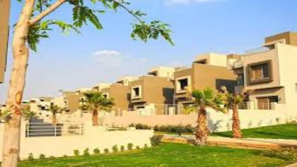 Stunning Home for Sale with Spacious Layout and Luxury Amenities