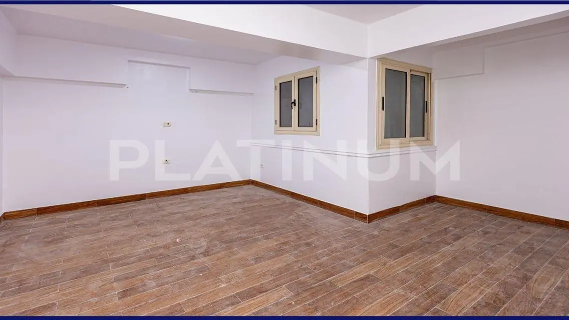 وحدة سكنية جديدة بمساحة 320 متر للبيع