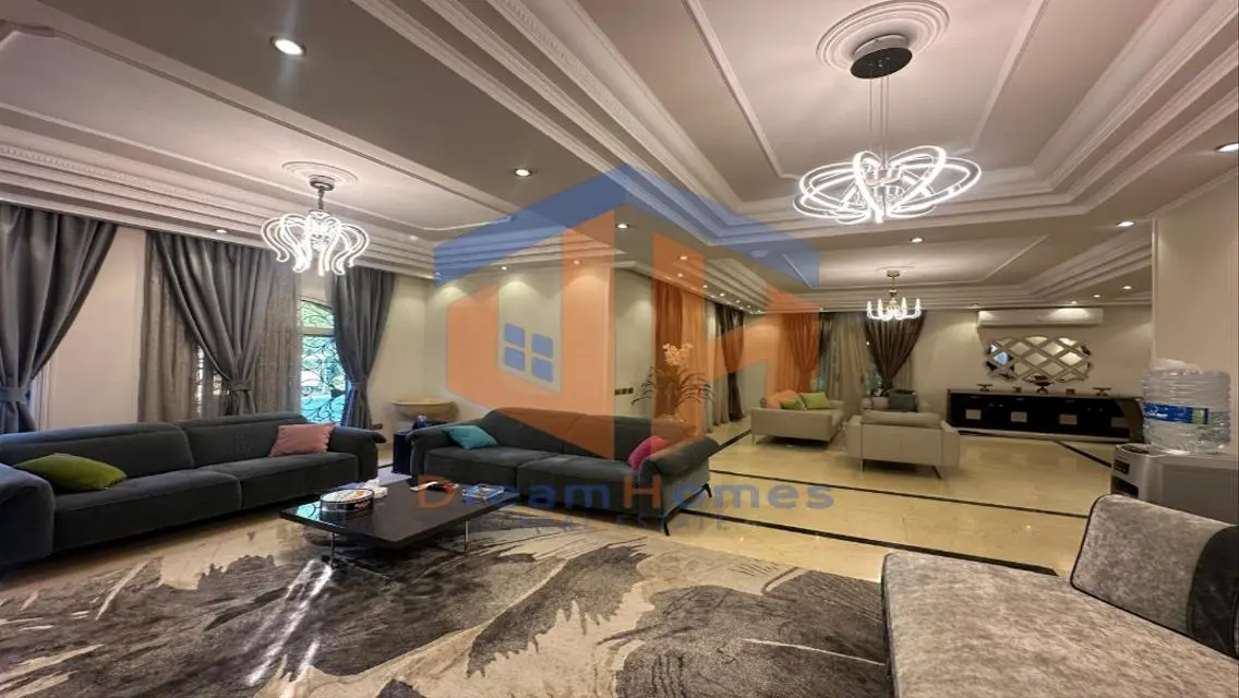 Luxurious Villa with Spacious Living and Stunning Views