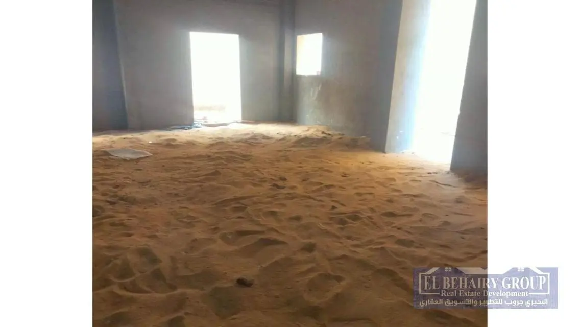 شقة فاخرة للبيع بمساحة متميزة في قلب المدينة