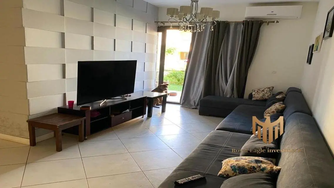 Luxury Apartment for Sale with 3 Rooms