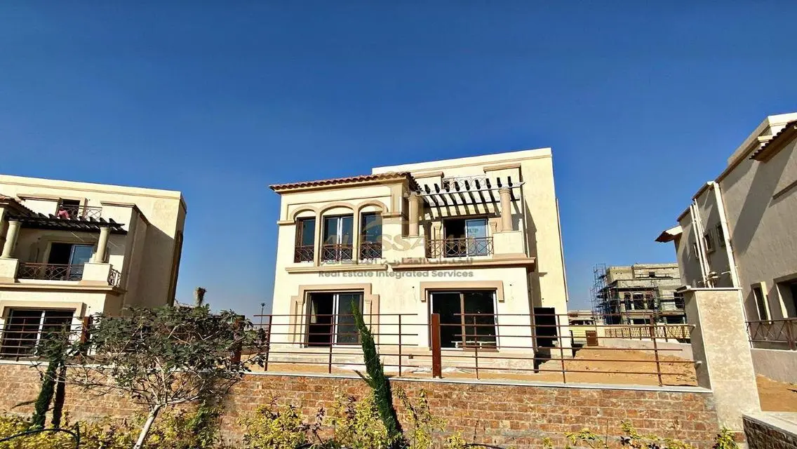 Luxury Villa for Sale in VG3-C3-485