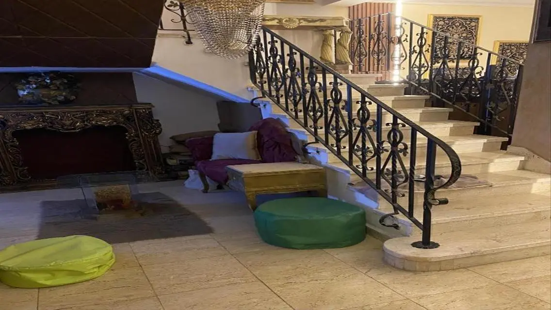 Elegant Apartment with Luxurious Amenities in the Heart of the City