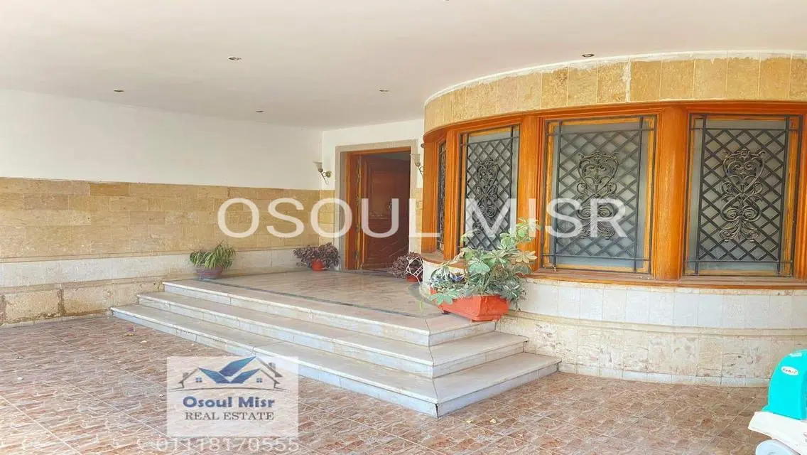 Luxury Apartment of 1550 sq. meters in a Prestigious Neighborhood
