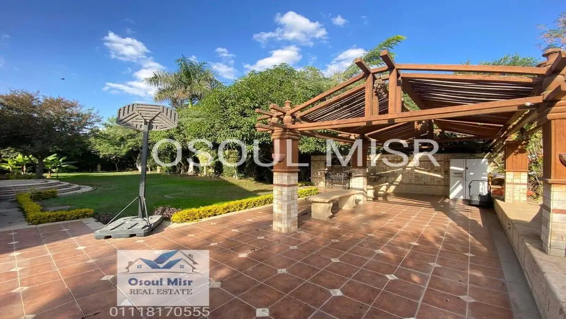 Luxury Apartment of 1550 sq. meters in a Prestigious Neighborhood