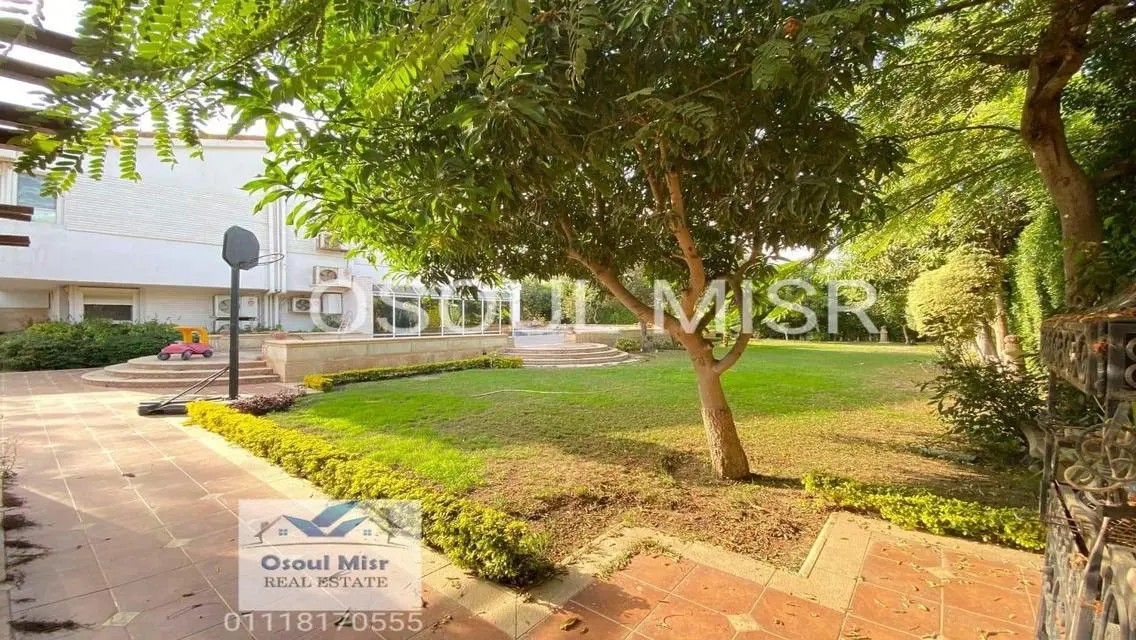 Luxury Apartment of 1550 sq. meters in a Prestigious Neighborhood