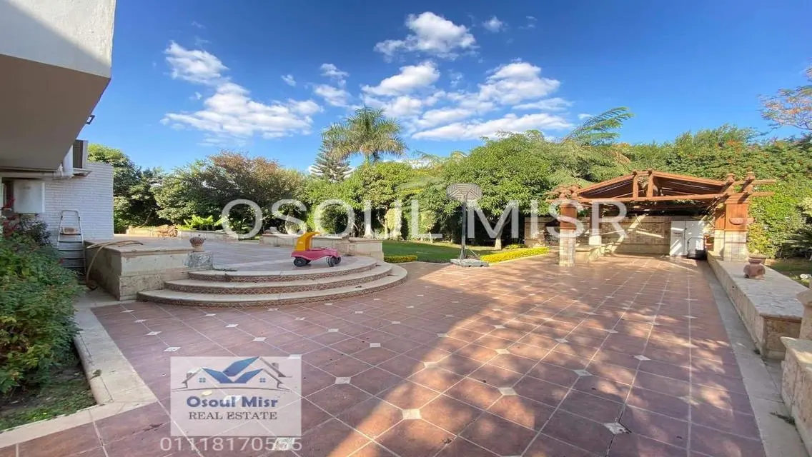 Luxury Apartment of 1550 sq. meters in a Prestigious Neighborhood