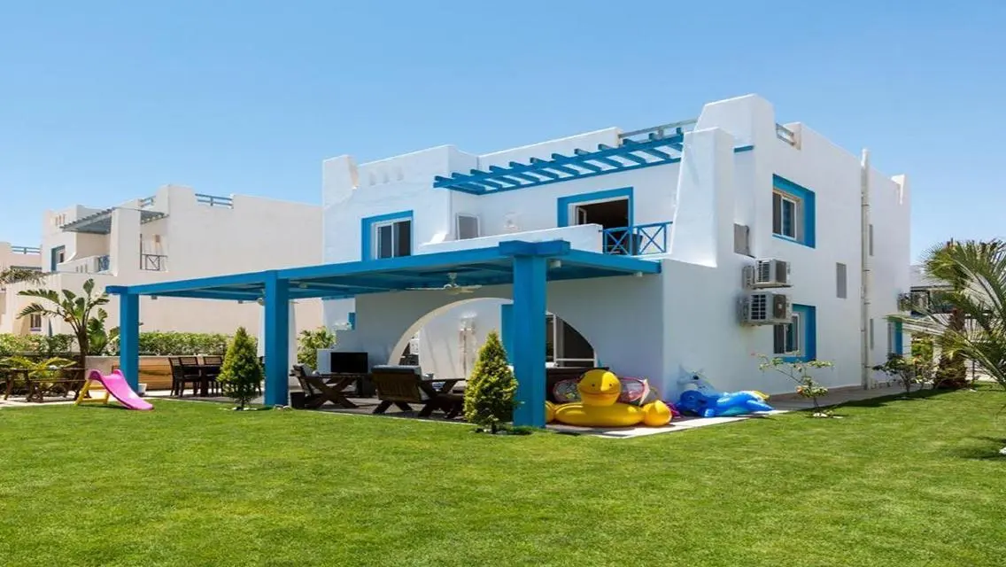 Luxury Villa for Sale with Lake Views
