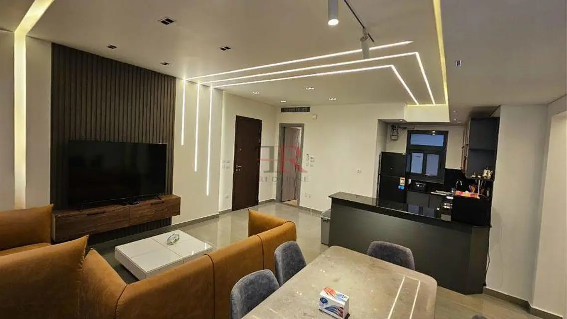 Luxury Apartment with Shared Pool and Unique View