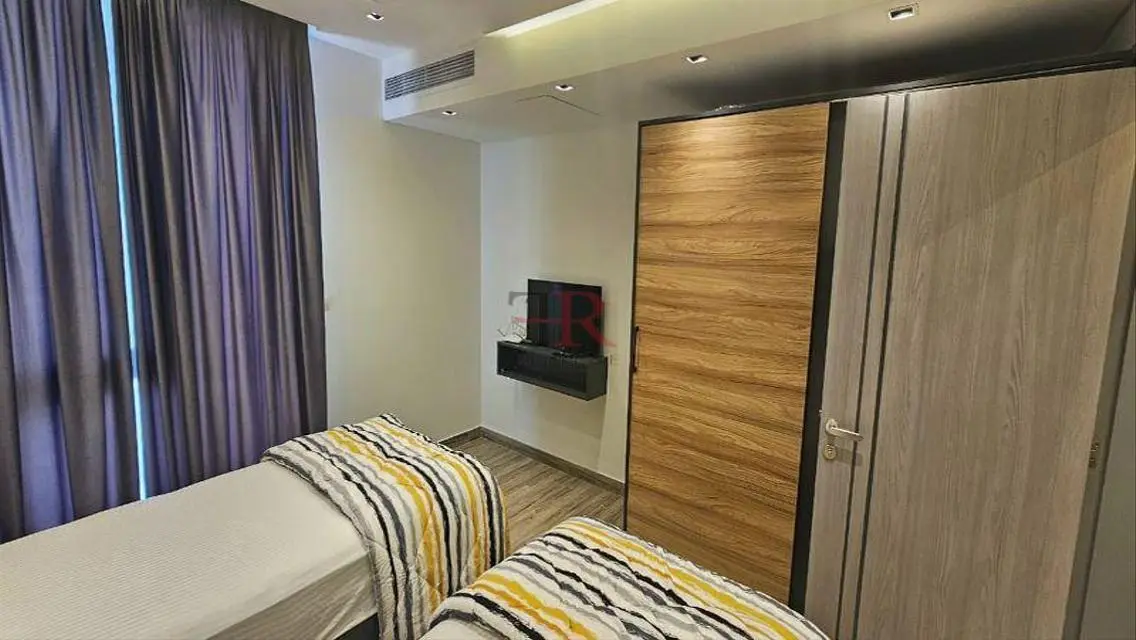 Luxury Apartment with Shared Pool and Unique View