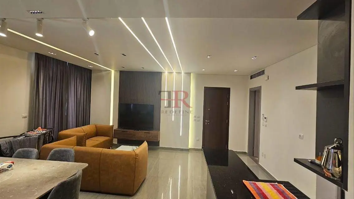 Luxury Apartment with Shared Pool and Unique View