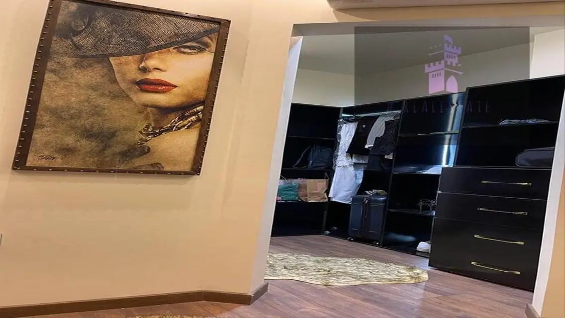 شقة فاخرة 3 غرف نوم للإيجار في موقع متميز