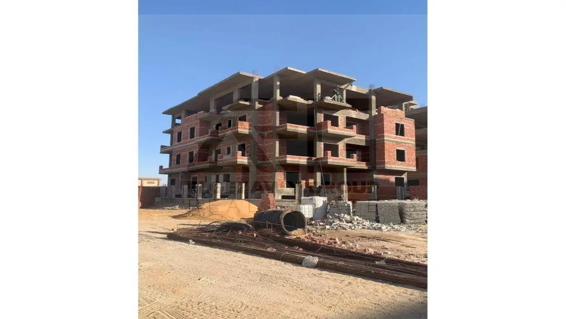 Luxury Villa with Private Garden and Security Guard - 4347500 EGP
