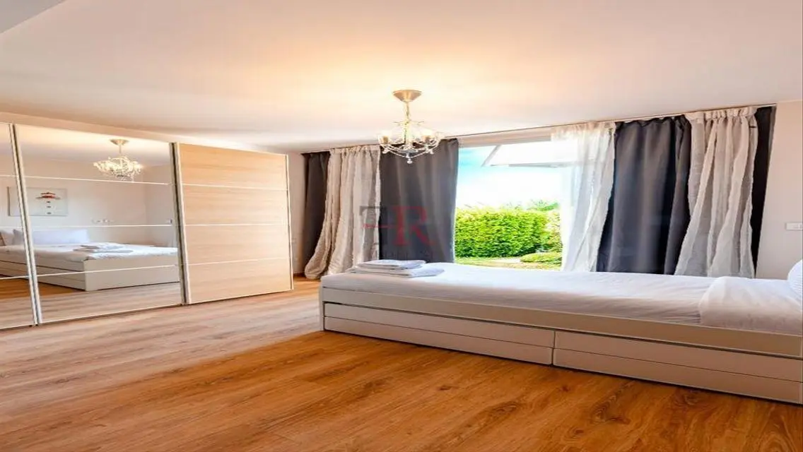 Affordable and Comfortable Apartment in Prime Location