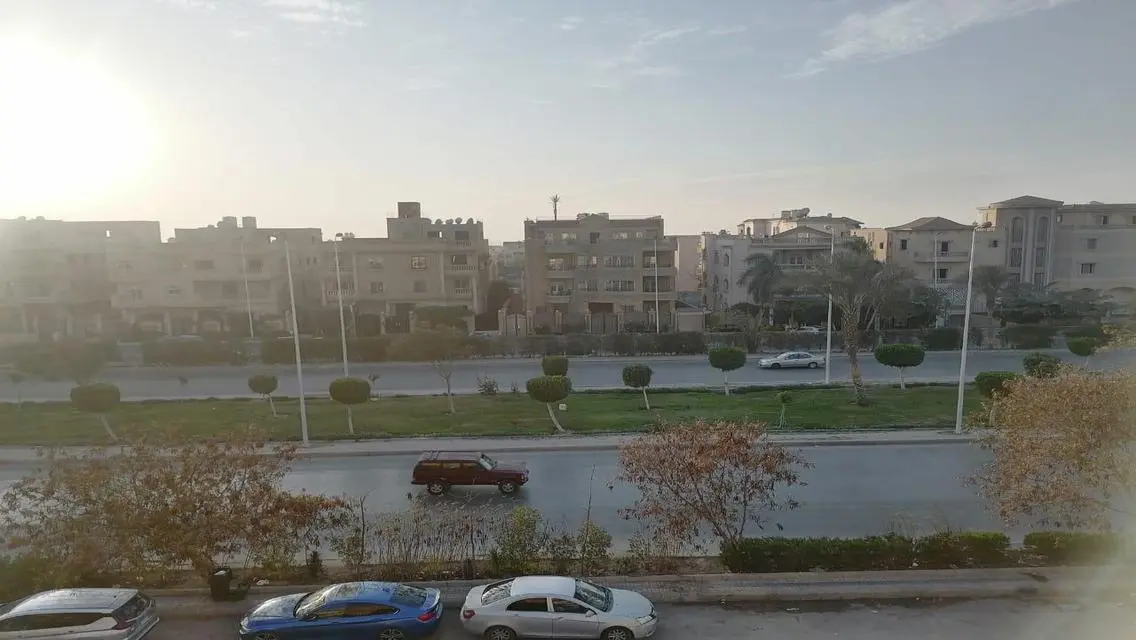 شقة فاخرة 3 غرف نوم للبيع في قلب المدينة