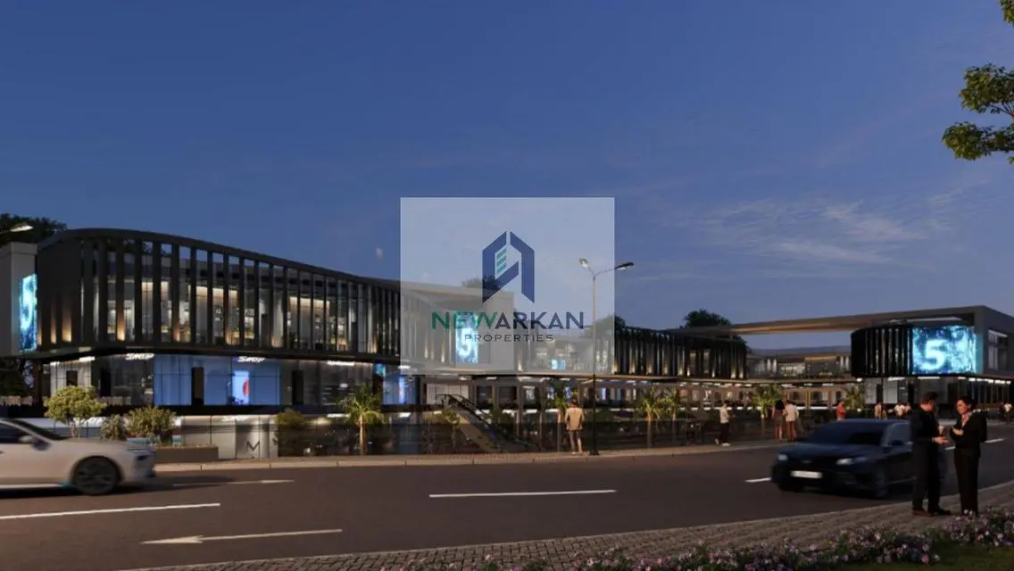Luxurious Property with Spacious Layout and Covered Parking