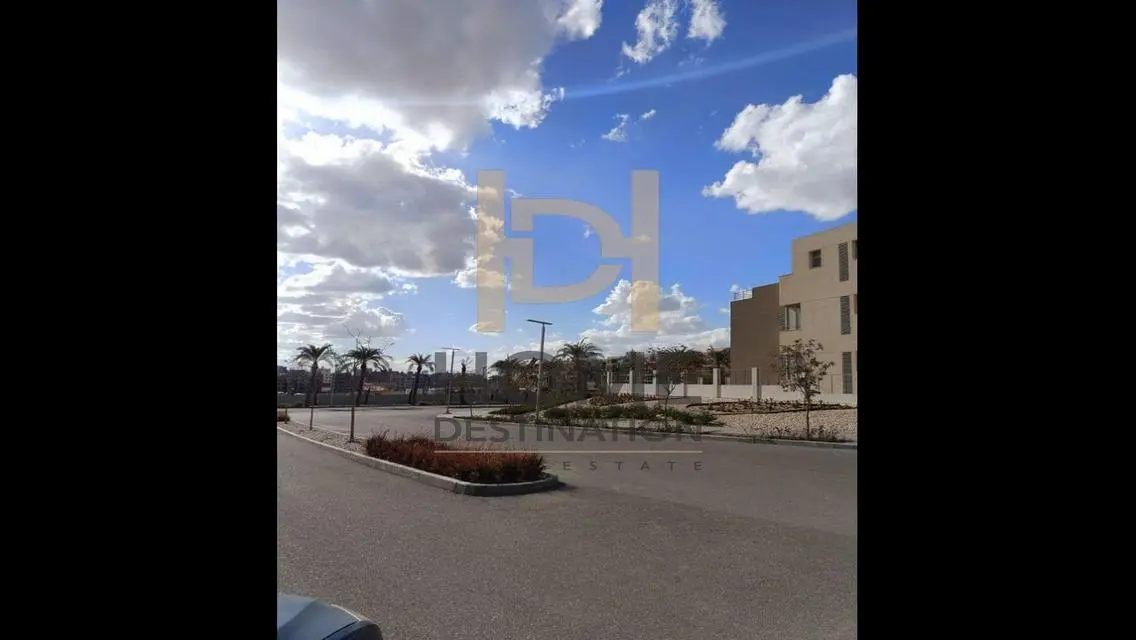 شقة فاخرة مع حديقة خاصة وإطلالة على البحيرات