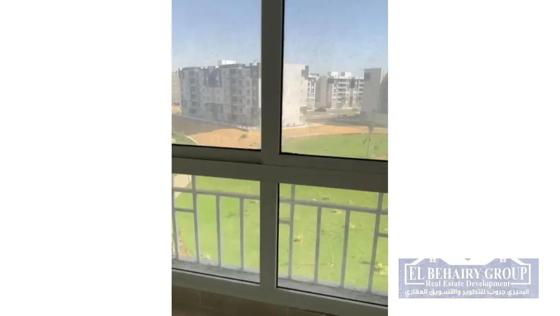 شقة مفروشة ب B12 مع وسائل راحة متميزة