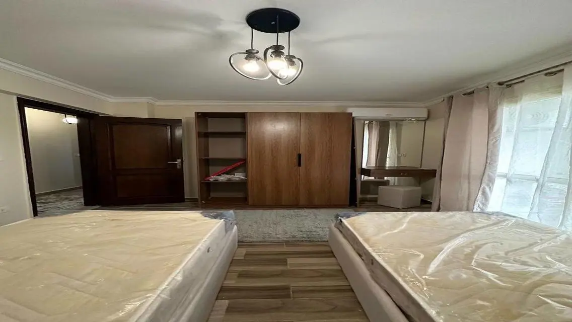 Cozy Apartment for Sale in Upscale Neighborhood - 25,000 EGP