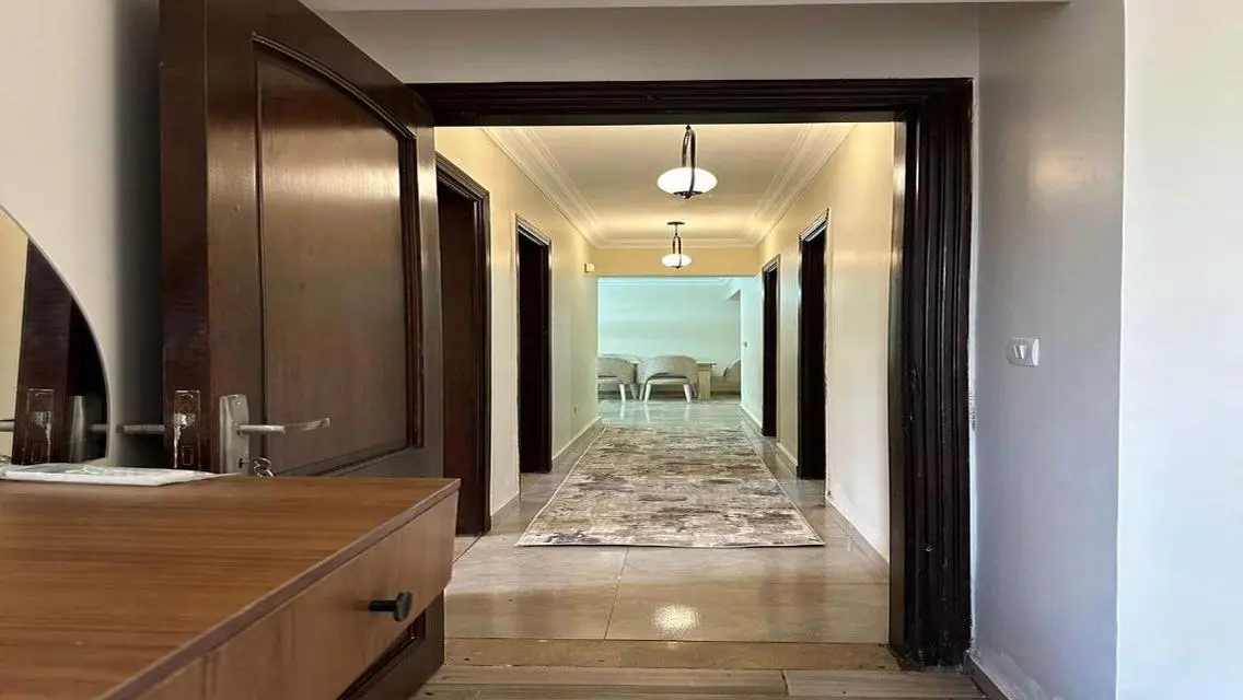 Cozy Apartment for Sale in Upscale Neighborhood - 25,000 EGP