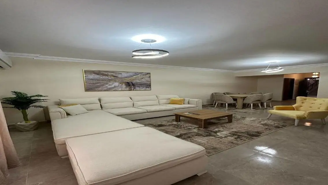 Cozy Apartment for Sale in Upscale Neighborhood - 25,000 EGP