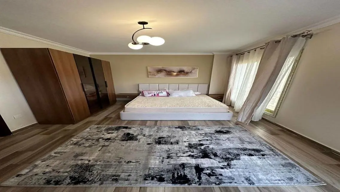 Cozy Apartment for Sale in Upscale Neighborhood - 25,000 EGP