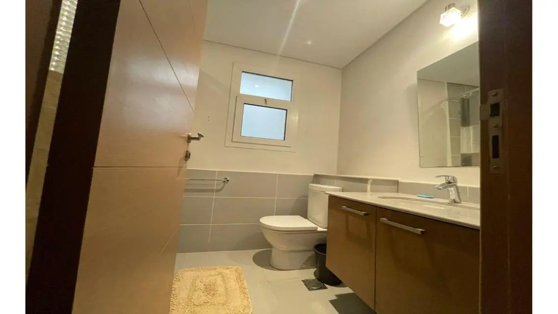 Stunning Apartment at 11913-3-Cb-6609 for an Attractive Price