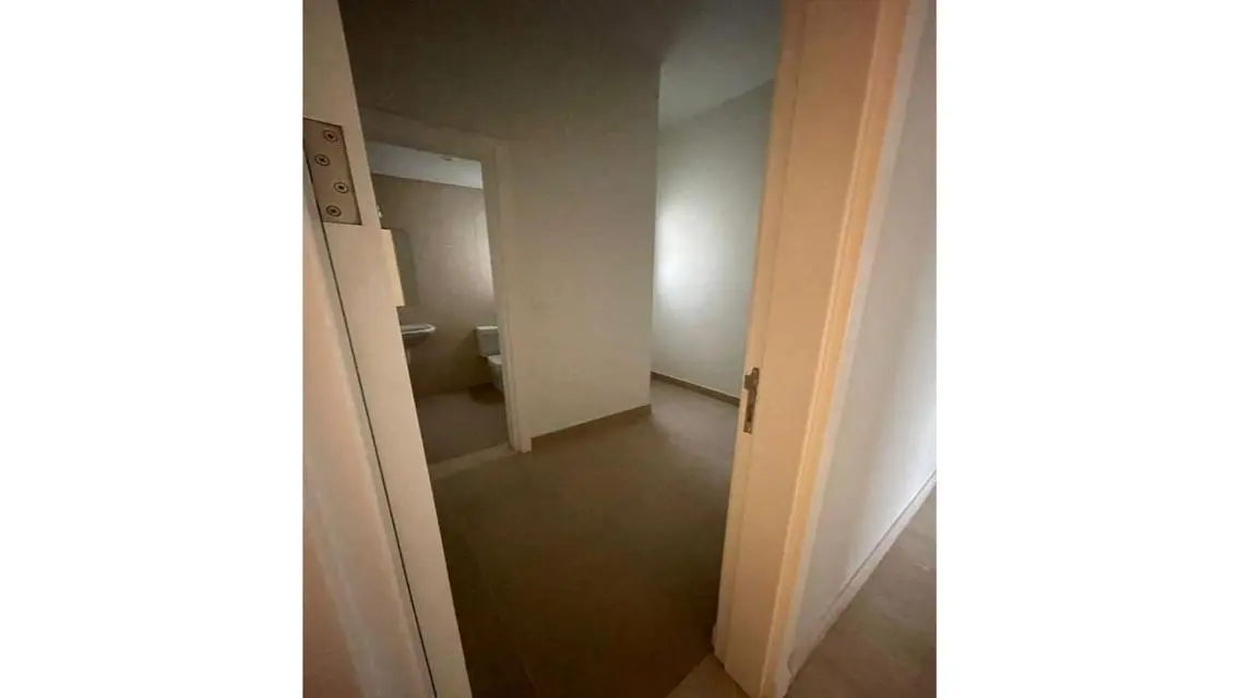 Stunning Apartment at 11913-3-Cb-6609 for an Attractive Price