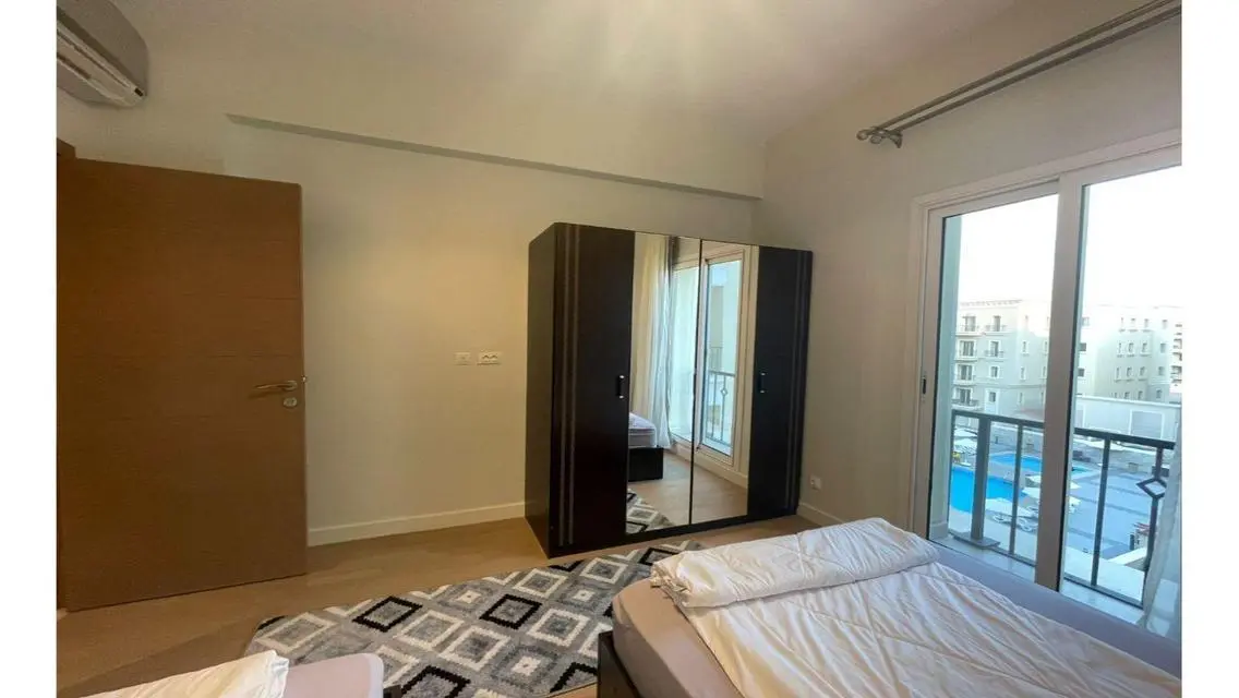 Stunning Apartment at 11913-3-Cb-6609 for an Attractive Price