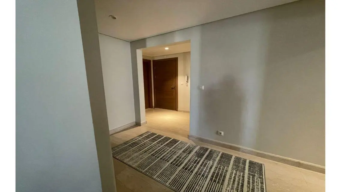 Stunning Apartment at 11913-3-Cb-6609 for an Attractive Price