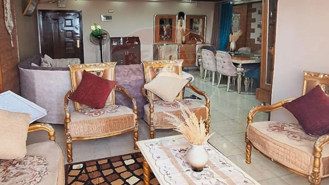 شقة رائعة بمساحة 125 متر للبيع بسعر مغري