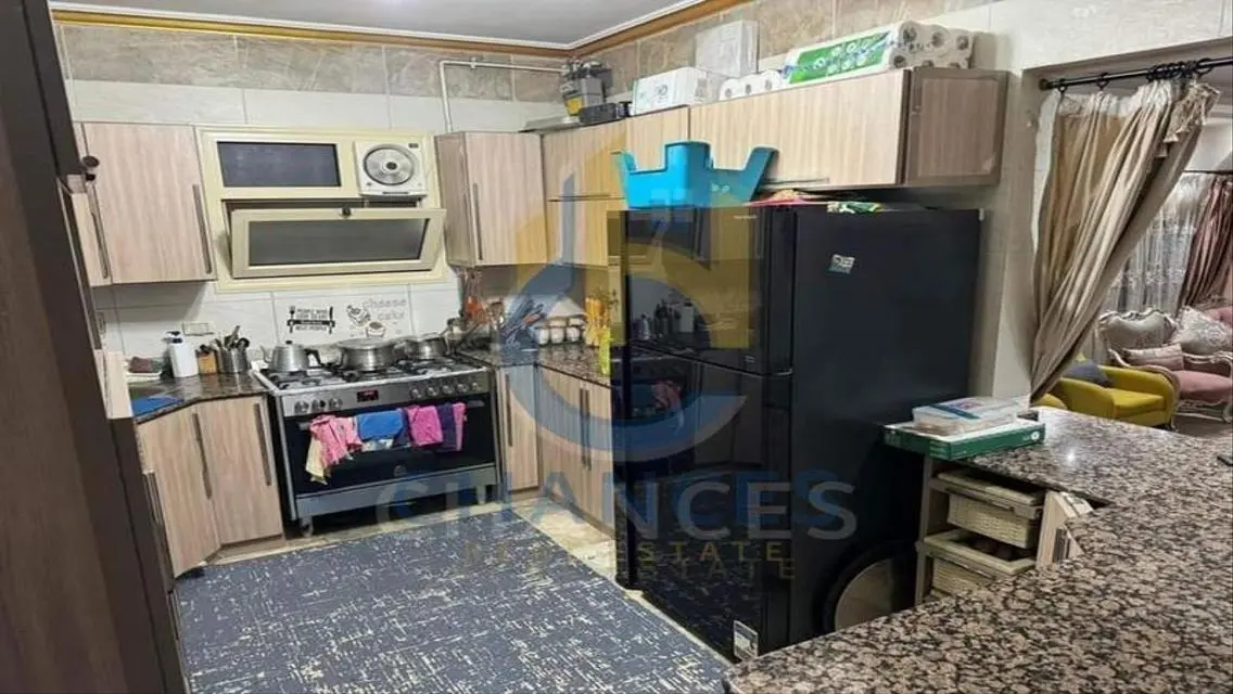 شقة فاخرة للبيع في فرص العقارات