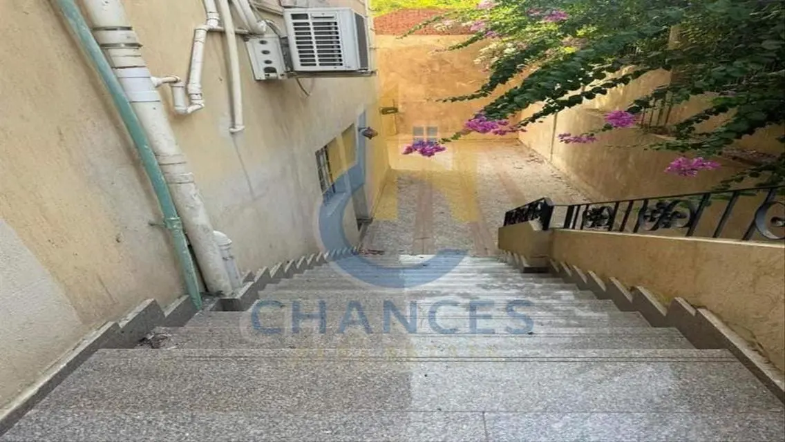 شقة فاخرة للبيع في فرص العقارات