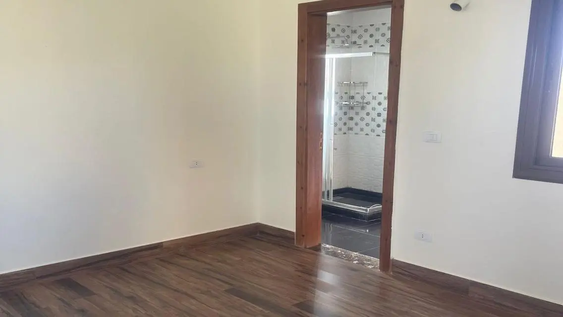فيلا فاخرة للبيع 350 متر مع مسبح خاص